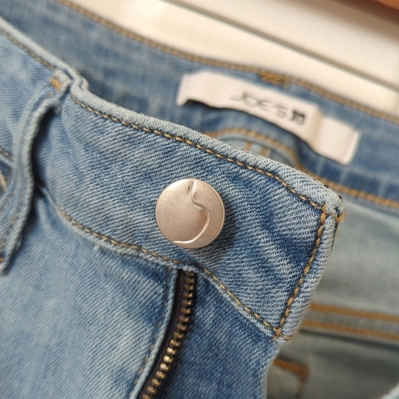 Joe's Jeans Classic Light Wash High Waisted Cropped Raw Hem Boot Cut Jeans 27 - Picture 11 of 15